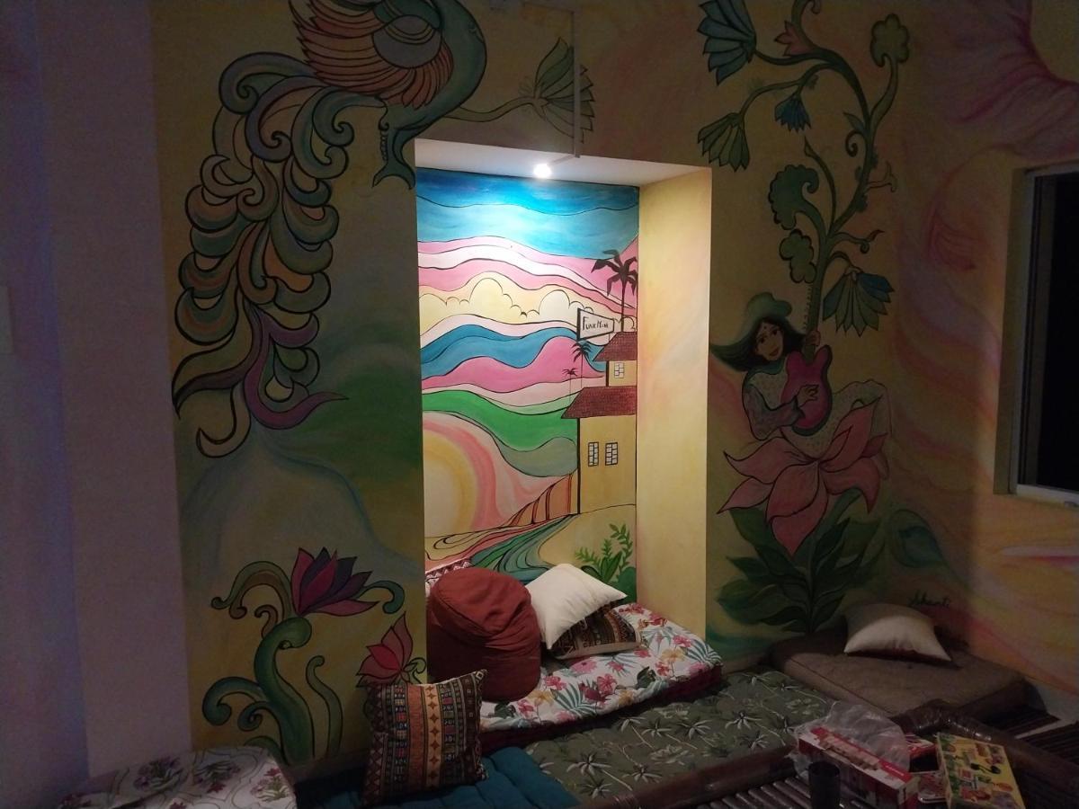 Funk Monk Hostel Ауровиль Экстерьер фото